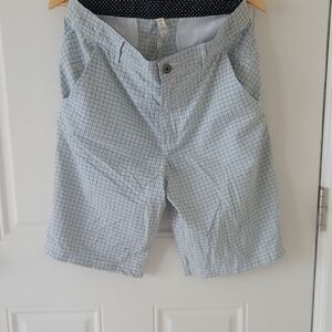 Lululemon Men's Blue Checkered Golf Shorts sz 34